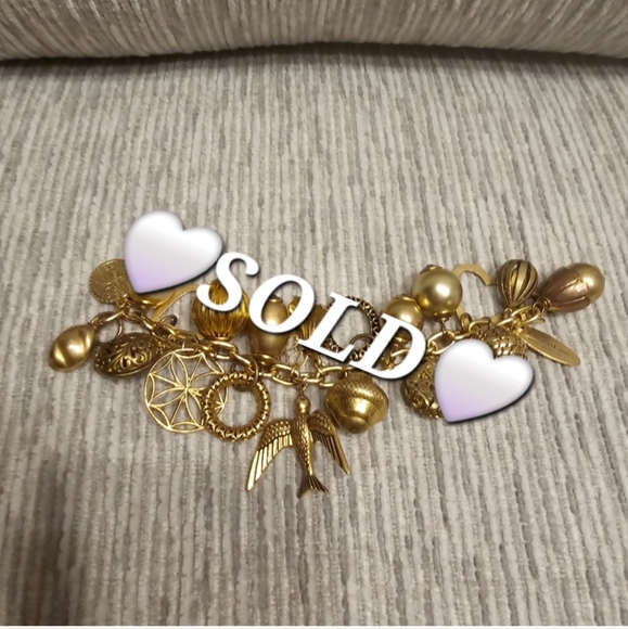 Lenora Dame Jewelry - ♡ Lenora Dame Gold-Toned Vintage-Inspired Charm Bracelet ♡